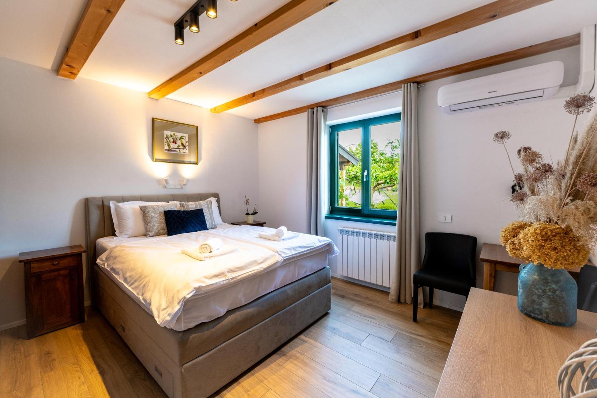Rooms&Vinery Bregovi - Sobe In Vinska Klet Bregovi Dobravlje Extérieur photo